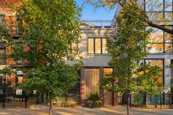 1220 W Hubbard Street, Chicago, IL 60642