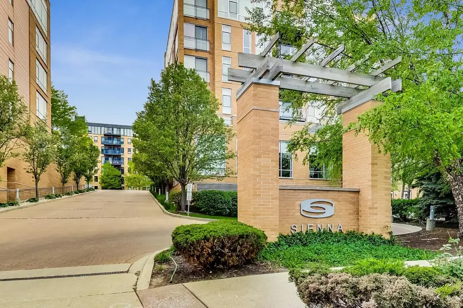 1720 Oak Avenue #501, Evanston, IL 60201 - Image #2