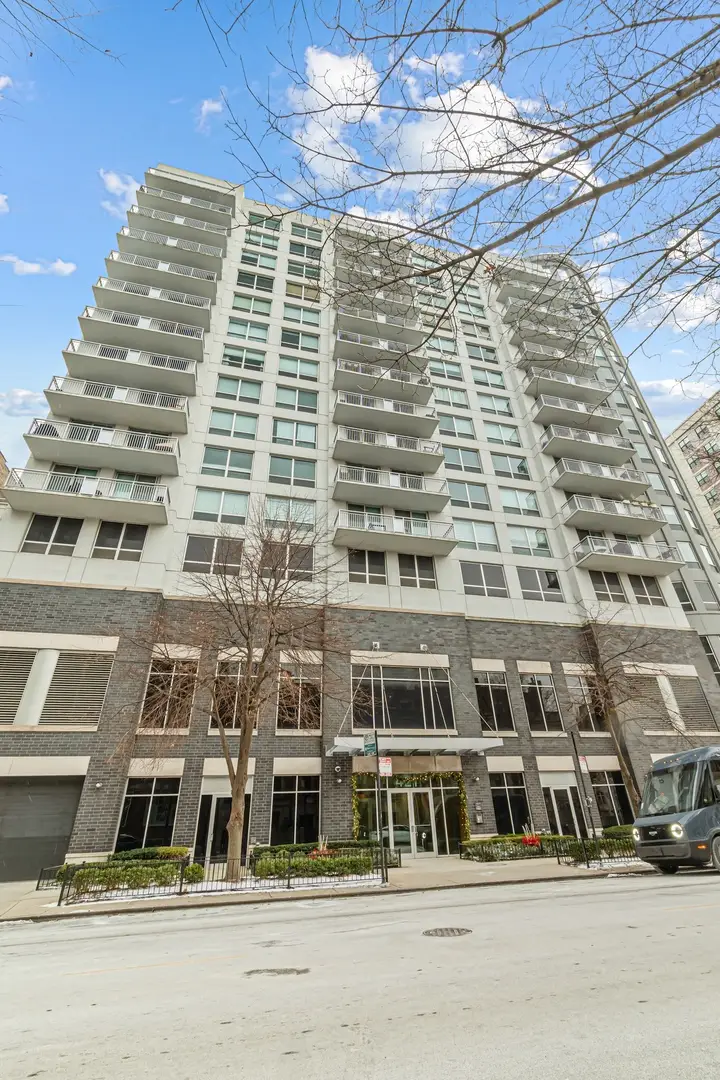 421 W Huron Street #805, Chicago, IL 60654 - #1