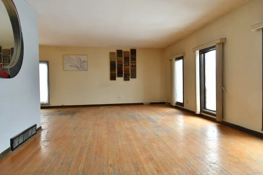 17032 Cregier Avenue, South Holland, IL 60473 - #3