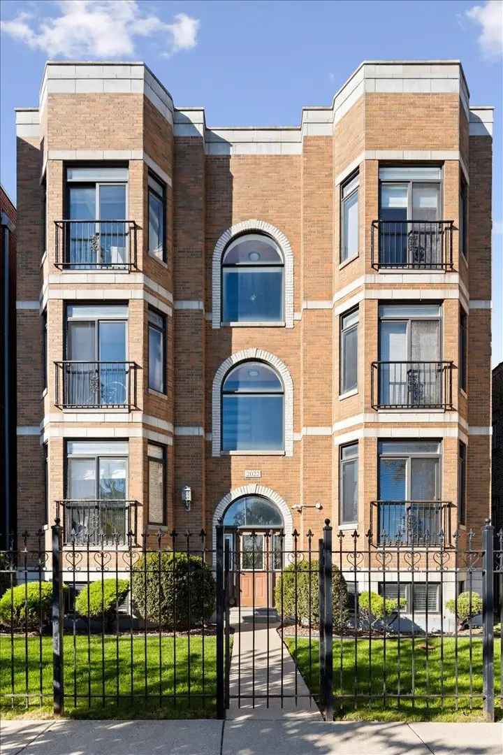 2022 N Wood Street #1S, Chicago, IL 60614 - Image #1