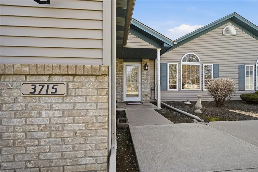 3715 Wine Way, Bloomington, IL 61704 - #2