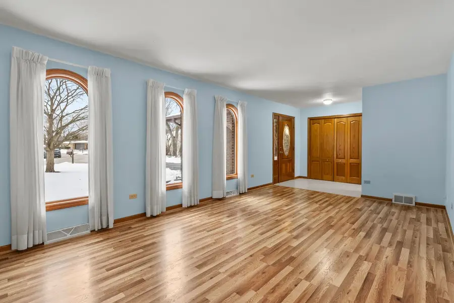 8545 Candlelight Drive, Willow Springs, IL 60480 - #3