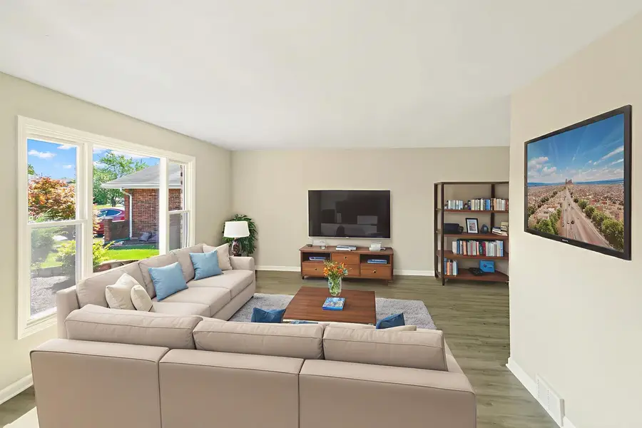 19520 Lake Lynwood Drive, Lynwood, IL 60411 - #2