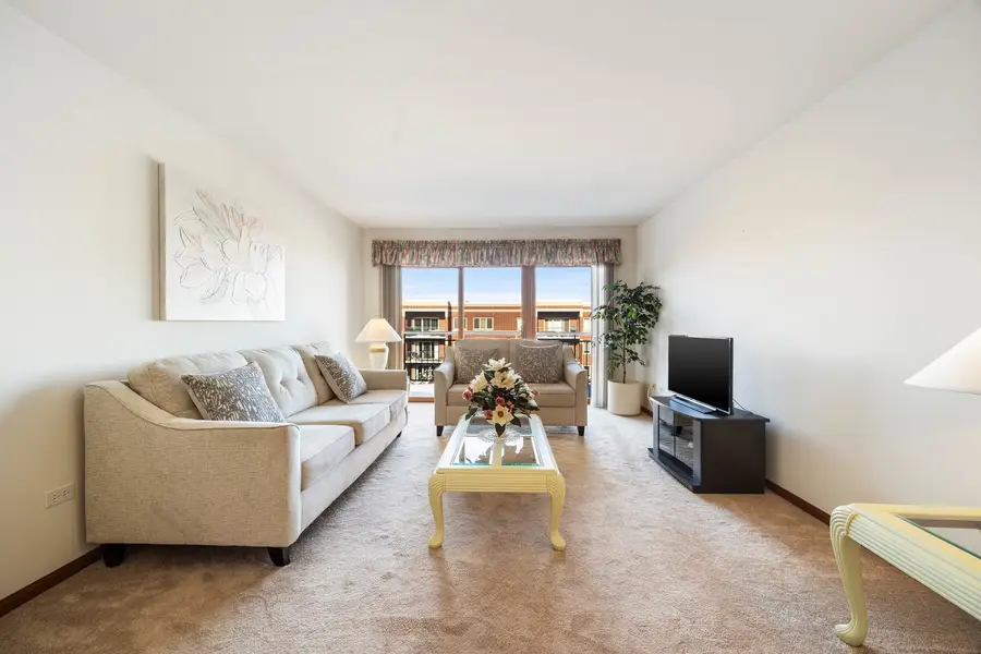 6461 W Warner Avenue #517, Chicago, IL 60634 - #2