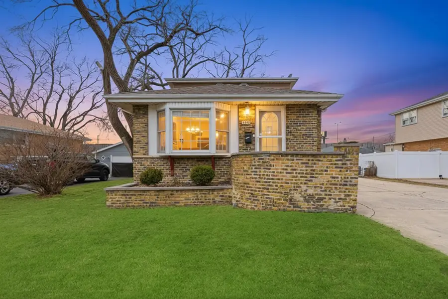 10716 S Nashville Avenue, Worth, IL 60482 - #2