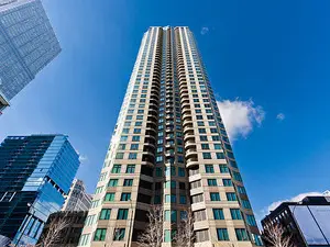 400 N La Salle Drive #1911, Chicago, IL 60654