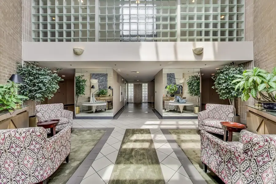 170 Manchester Drive #306, Buffalo Grove, IL 60089 - #3