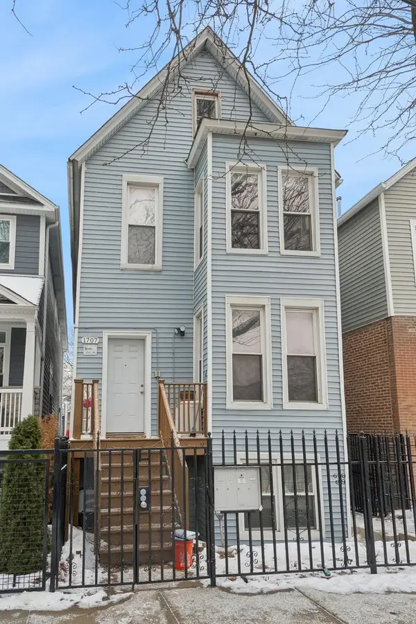 1707 N Washtenaw Avenue, Chicago, IL 60647