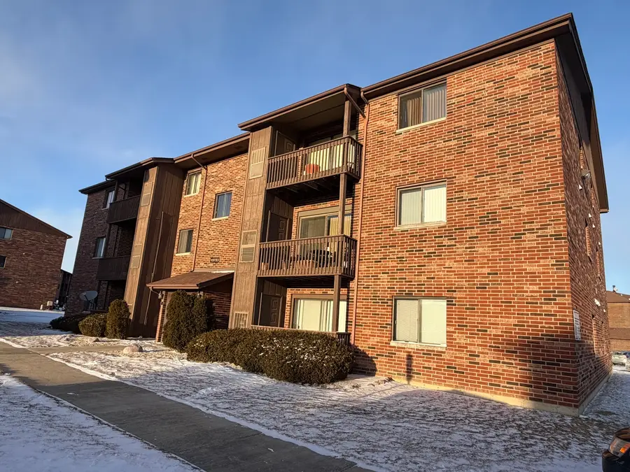 15723 Peggy Lane #12, Oak Forest, IL 60452 - #2