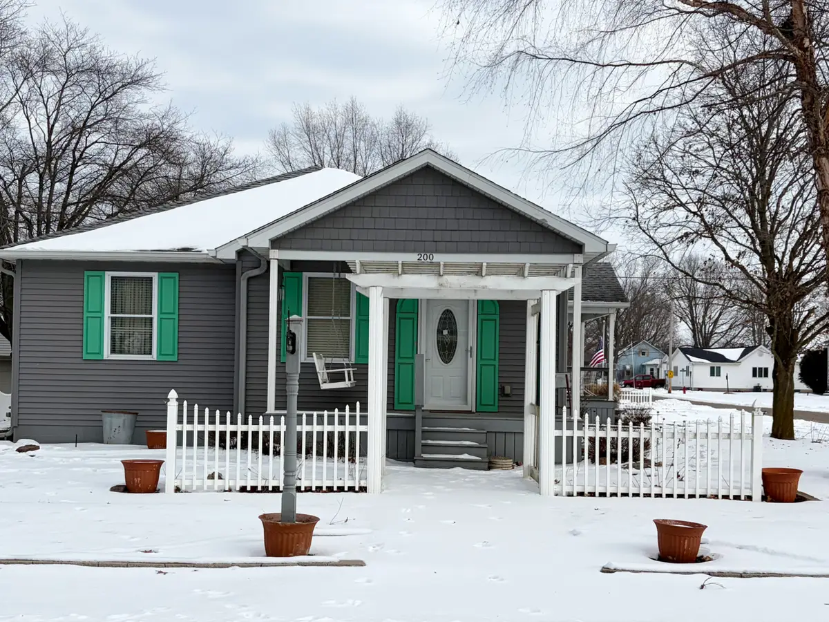 200 N Henderson Street, Kenney, IL 61749 - #1