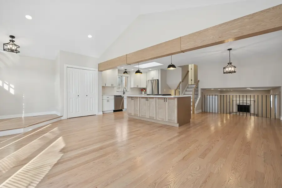 5345 S Nordica Avenue, Chicago, IL 60638 - #2