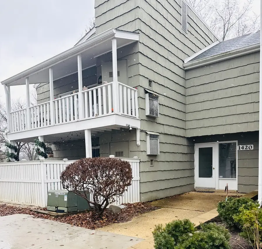 1420 Stonebridge Trail #1-3, Wheaton, IL 60189 - #2