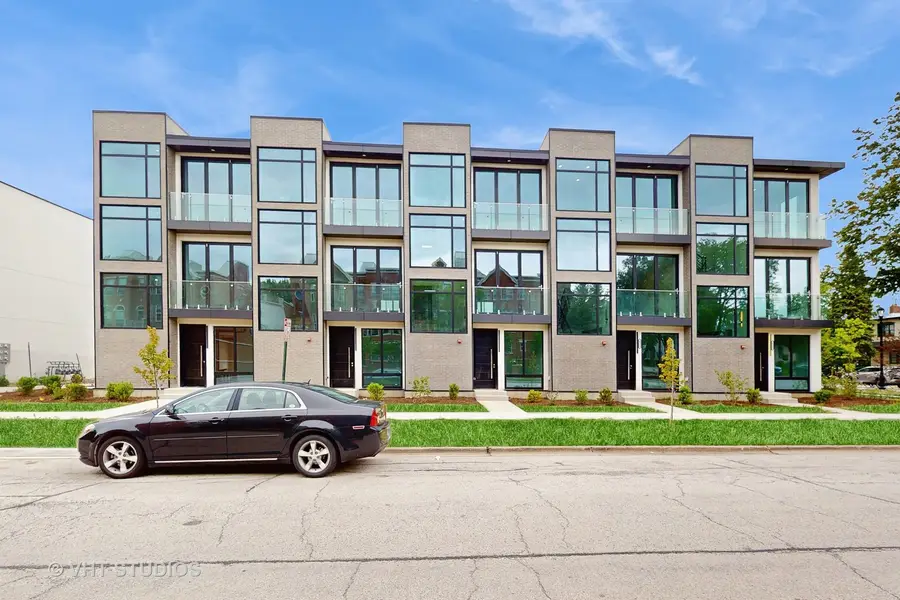 6334 Hennings Court, Morton Grove, IL 60053 - #3