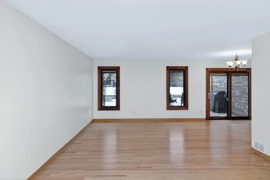 12233 S Dogwood Lane #B2, Palos Heights, IL 60463 - #3