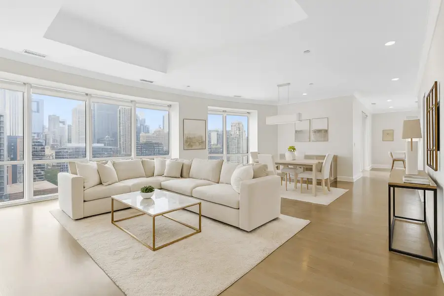 60 W Erie Street #1302, Chicago, IL 60654 - Image #2