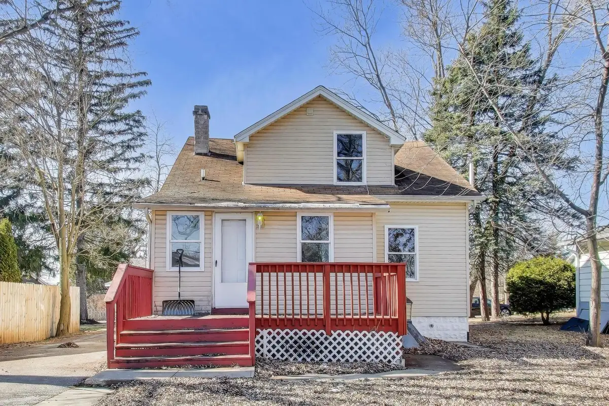 33553 N Idlewild Drive, Grayslake, IL 60030 - #1