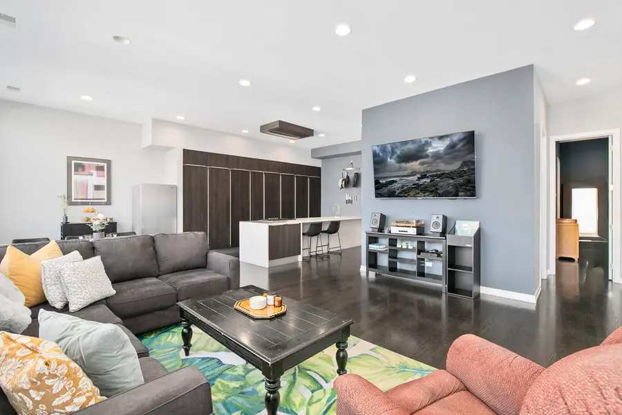 Address Withheld By Seller, Chicago, IL 60612 - #2