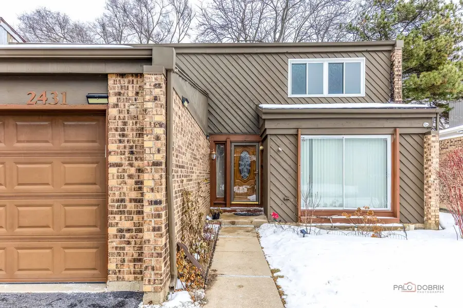 2431 Cobblewood Drive, Northbrook, IL 60062 - #2