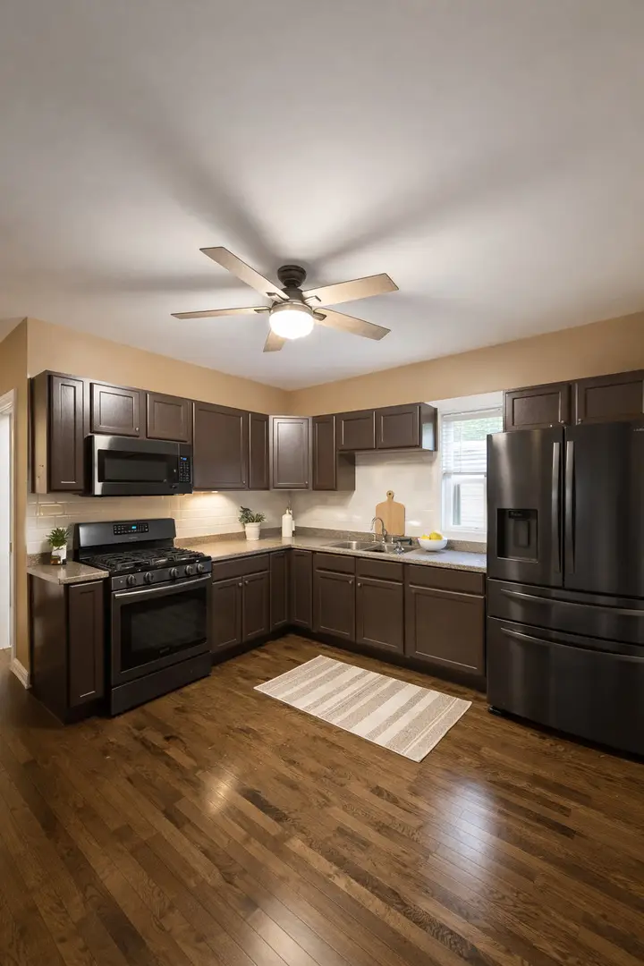 2420 Kenilworth Avenue, Berwyn, IL 60402 - #2