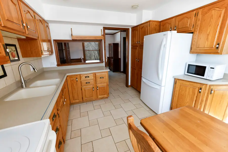 9011 Gardner Road, Fox River Grove, IL 60021 - #3