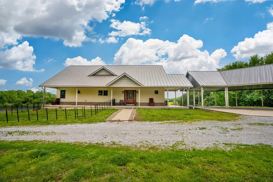 3350 N Mcgeesville Road, Carbondale, IL 62902 - #3