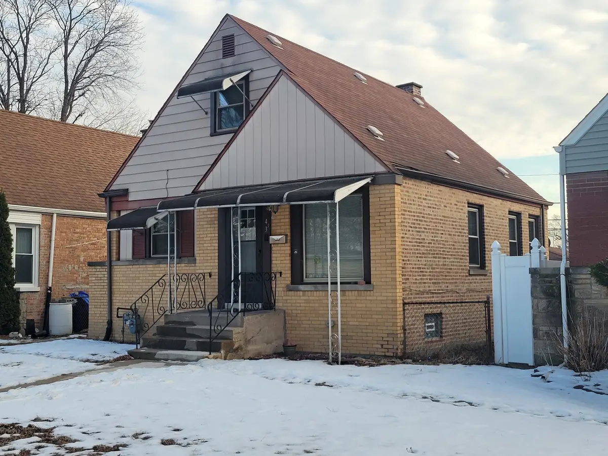 43 162nd Place, Calumet City, IL 60409 - #1