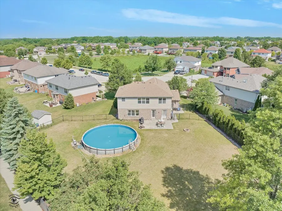 8057 W Duane Drive, Frankfort, IL 60423 - #2