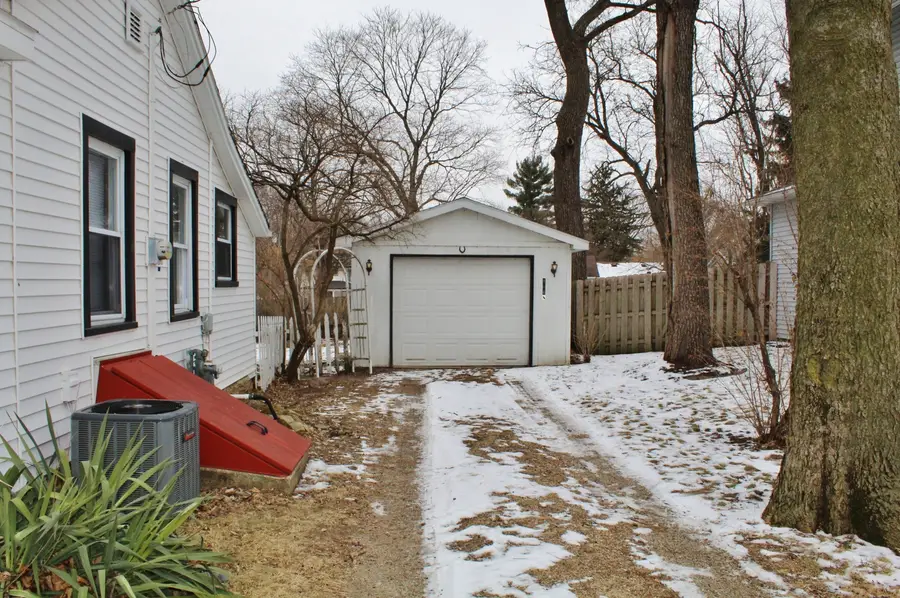 108 N Van Buren Street, Newark, IL 60541 - Image #3