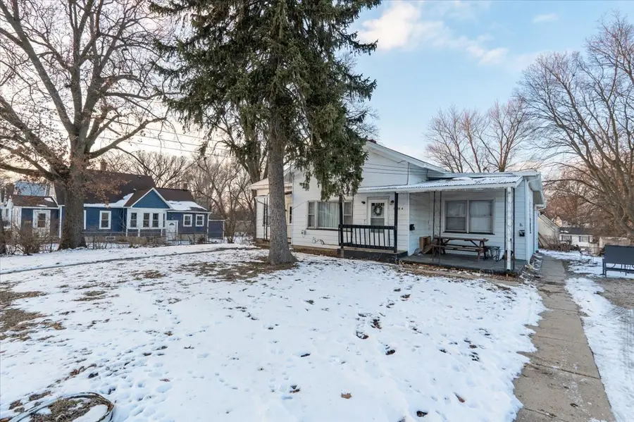 1003 W Jackson Street, Bloomington, IL 61701 - Image #2