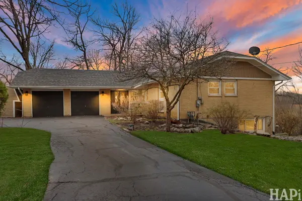 25661 W Blakely Parkway, Wauconda, IL 60084