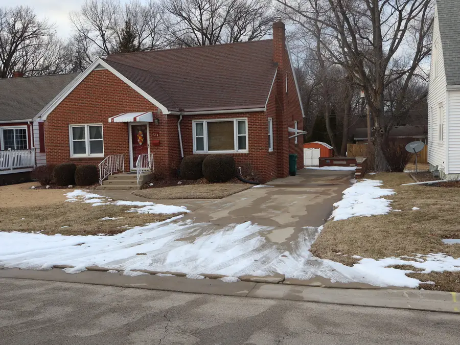 424 W Bluff Street, Streator, IL 61364 - Image #2