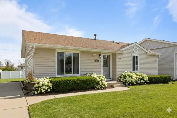 16219 92nd Avenue, Orland Hills, IL 60487