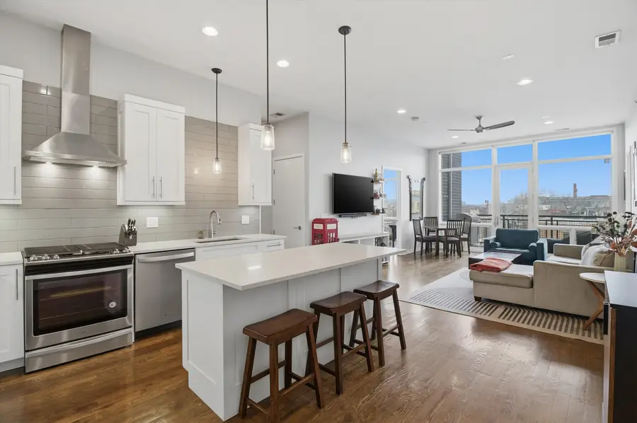 5 N Oakley Boulevard #406, Chicago, IL 60612 - Image #2