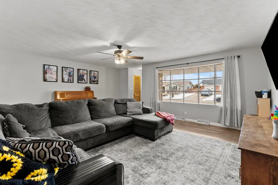 914 Donnie Court, Joliet, IL 60435 - Image #3