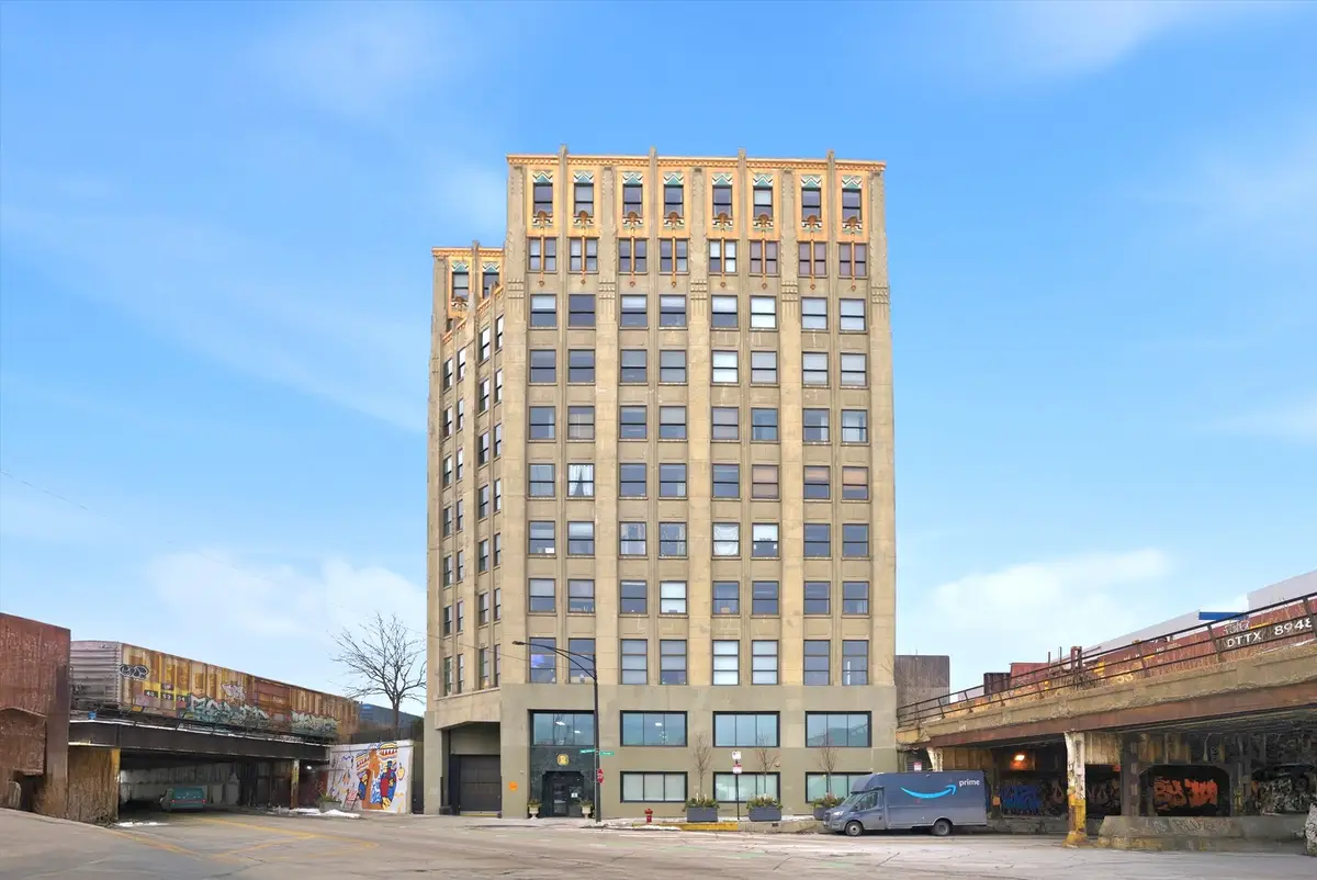 1550 S Blue Island Avenue #608, Chicago, IL 60608 - Image #1