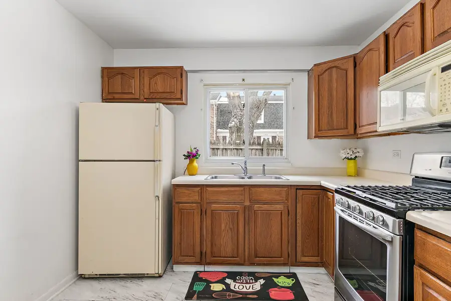 1531 Mckool Avenue, Streamwood, IL 60107 - Image #3