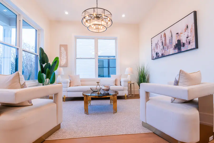 1014 N Princeton Avenue, Villa Park, IL 60181 - #3