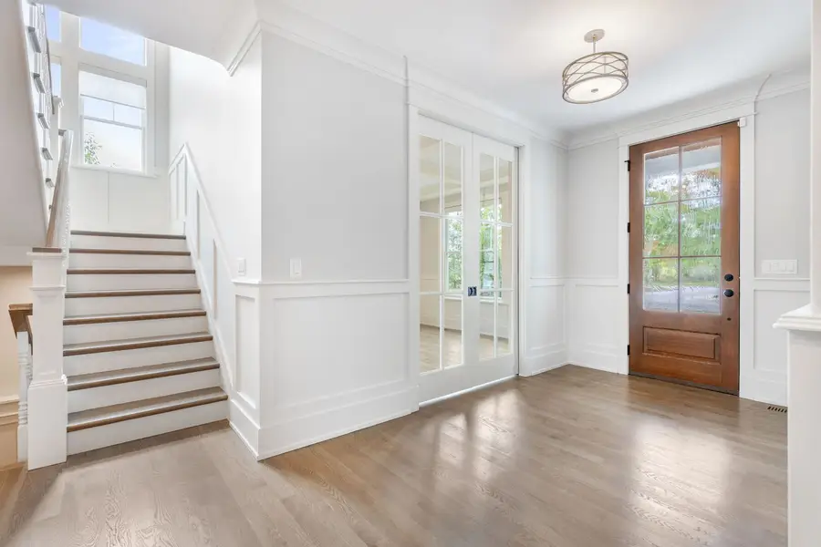 469 S Sunnyside Avenue, Elmhurst, IL 60126 - #3