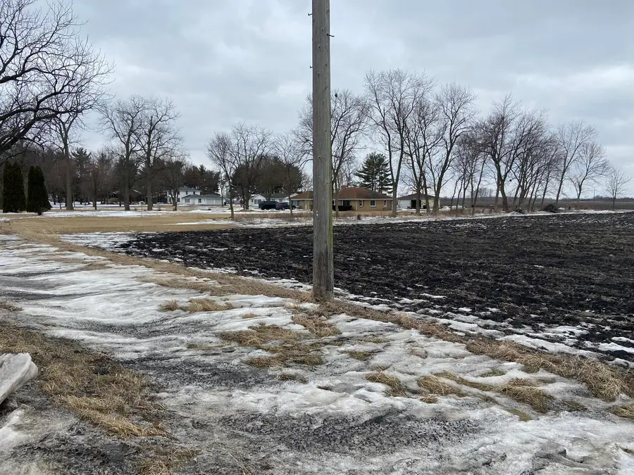 28200 S Lagrange Highway, Peotone, IL 60468 - Image #2