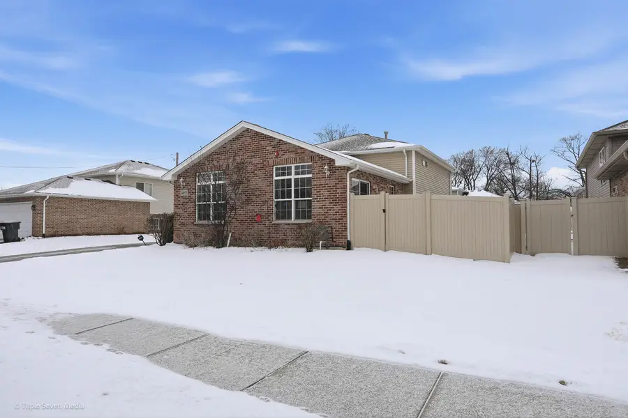 14852 Park Avenue, Oak Forest, IL 60452 - #2