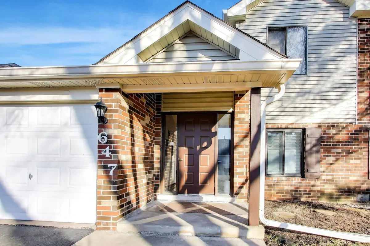 647 Cumberland Trail #AA1, Roselle, IL 60172 - #1