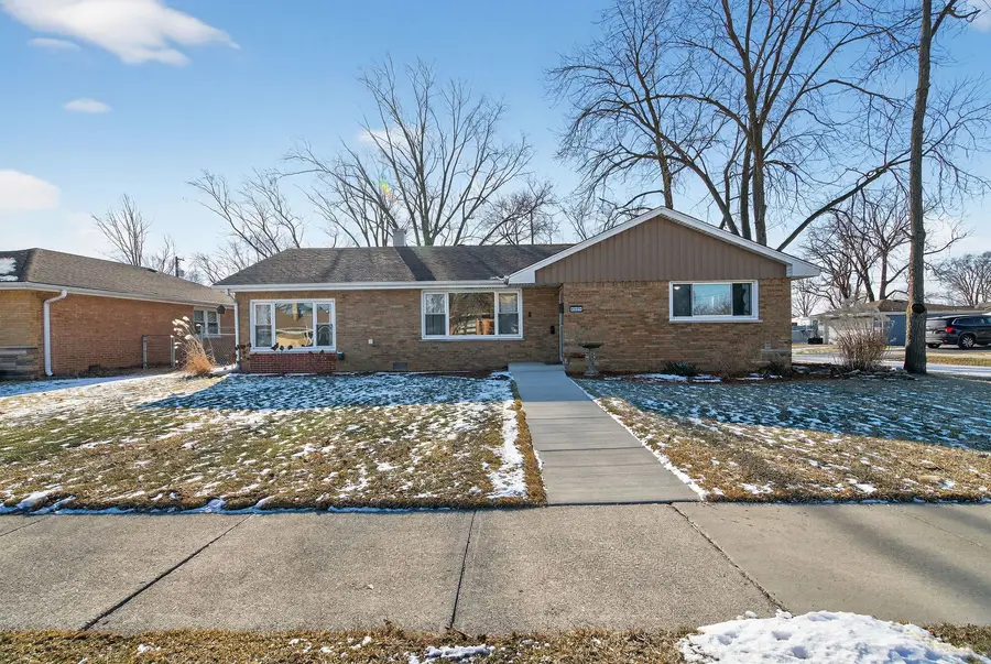 6935 W 115th Place, Worth, IL 60482 - #2