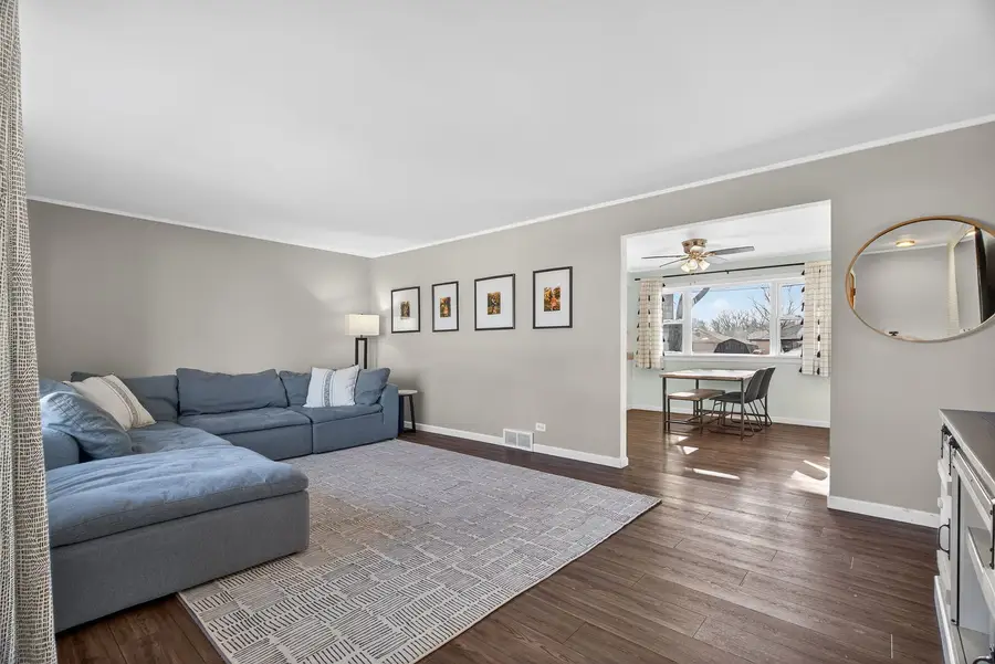 6935 W 115th Place, Worth, IL 60482 - #3