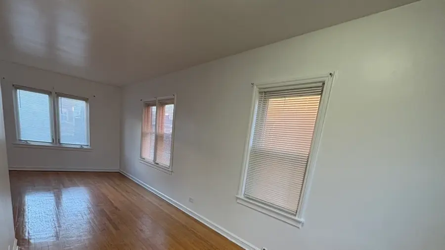 Address Withheld By Seller, Chicago, IL 60649 - #3