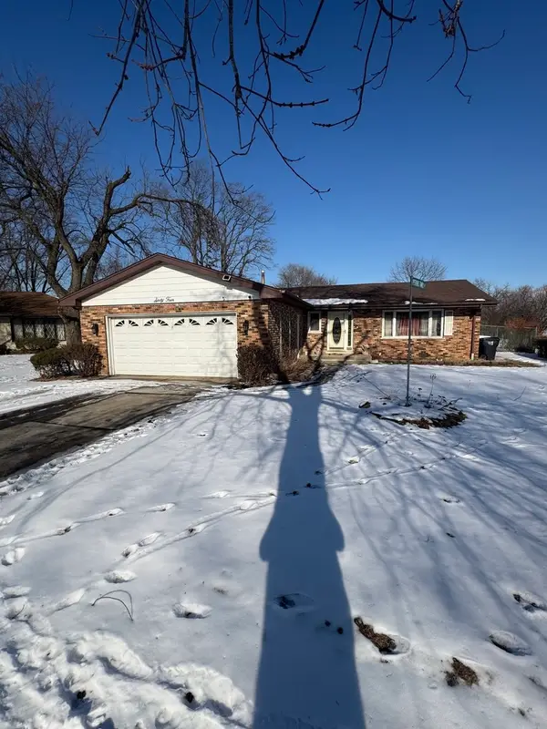 64 E 158th Place, South Holland, IL 60473