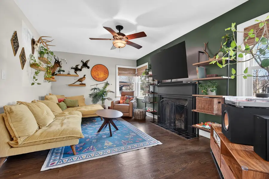 7048 35th Street, Berwyn, IL 60402 - #3