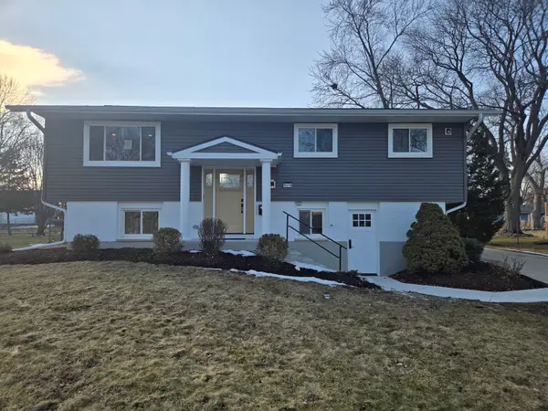 1570 Jefferson Road, Hoffman Estates, IL 60169