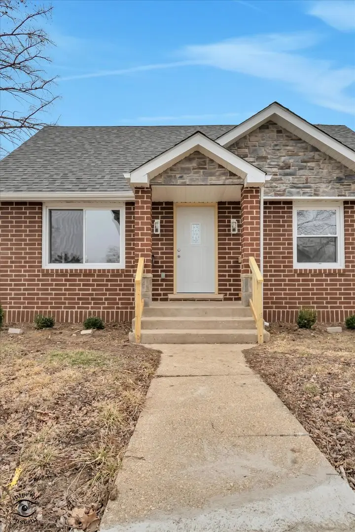 702 S Lincoln Avenue, Kankakee, IL 60901 - #3