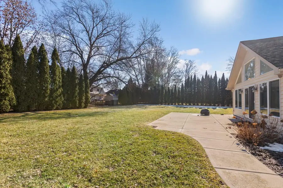 2S671 Arrowhead Drive, Wheaton, IL 60189 - #2